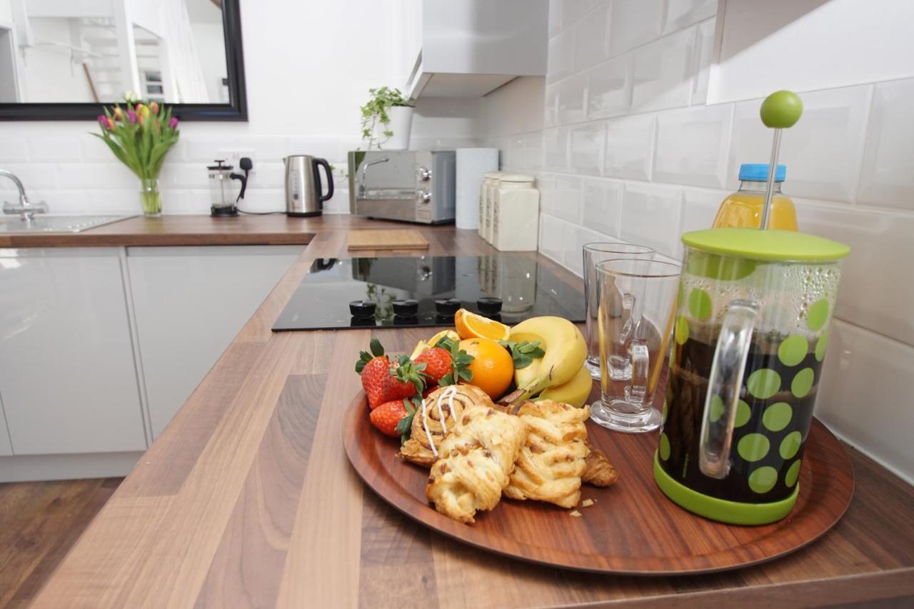 Loft Style Apartment For 4, 1 Broadhurst Court, Close To Town, Station & Hospital Stockport Zewnętrze zdjęcie